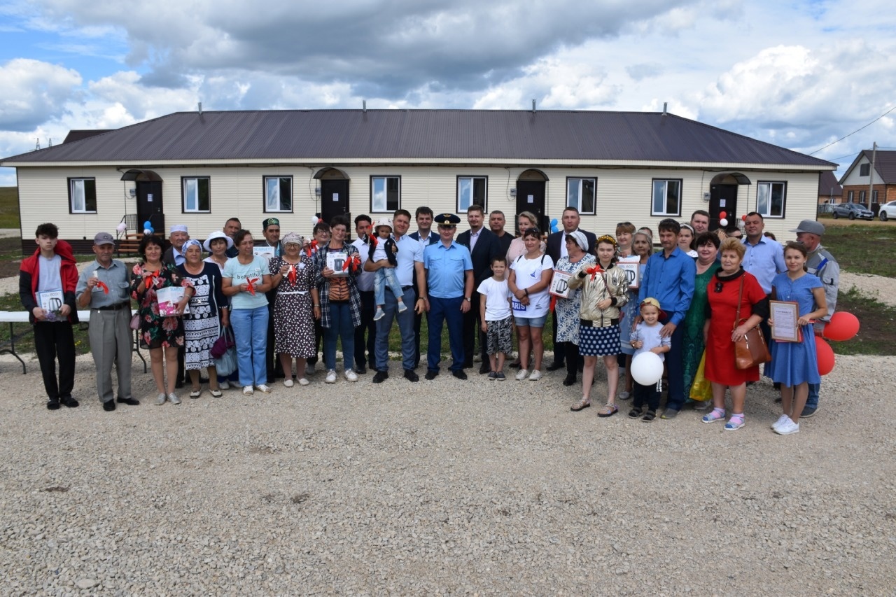 Асҡын ауылында 45 кеше яңы фатир асҡысы алды