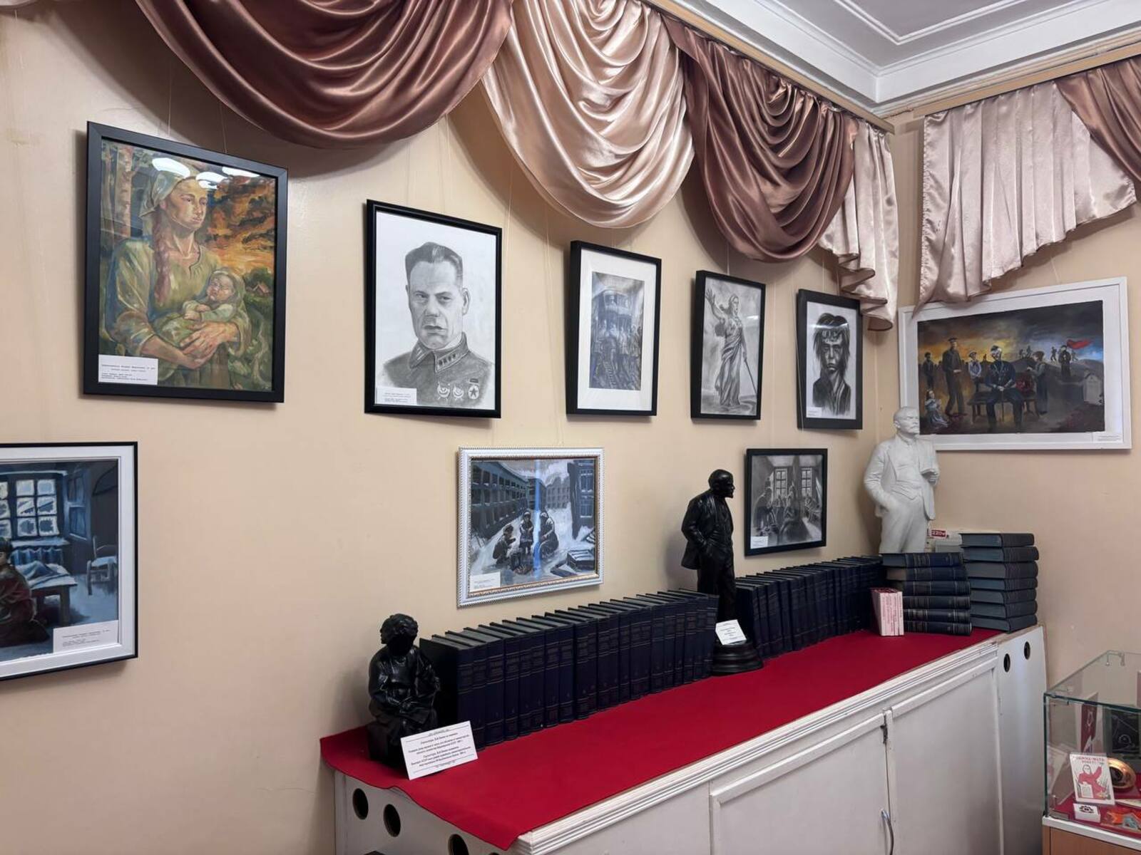 Рәсемдәрҙә - Бөйөк Еңеү тарихы