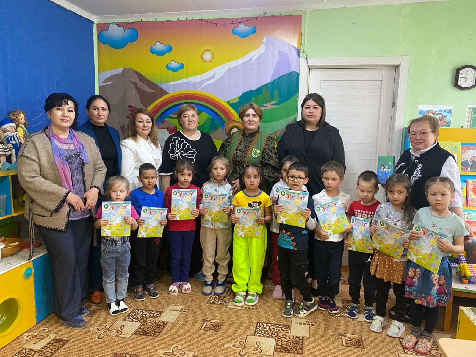 Беҙ - Инйәрҙә!