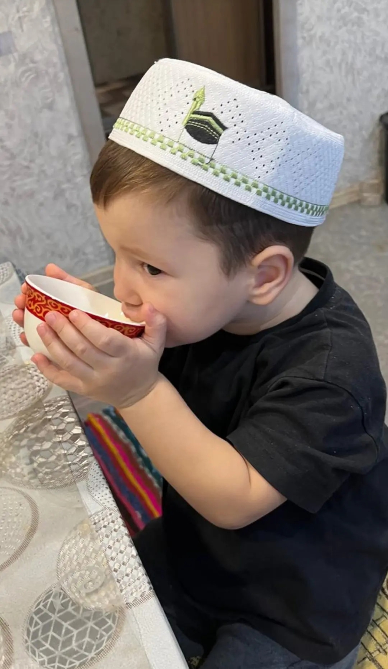 ЕЙӘНЕМ КИЛДЕ ҠУНАҠҠА