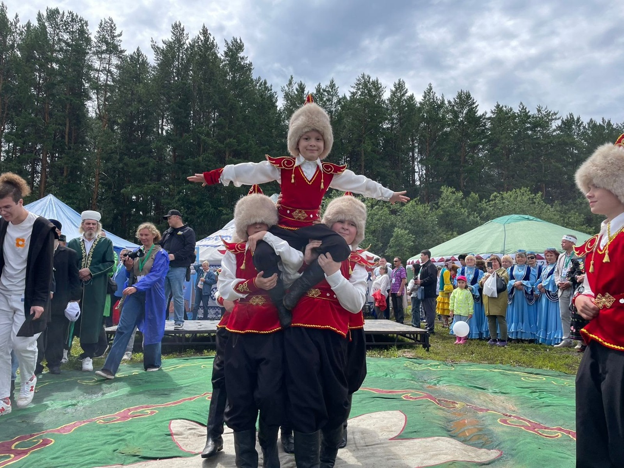 Свердловск өлкәһендә - һабантуй!