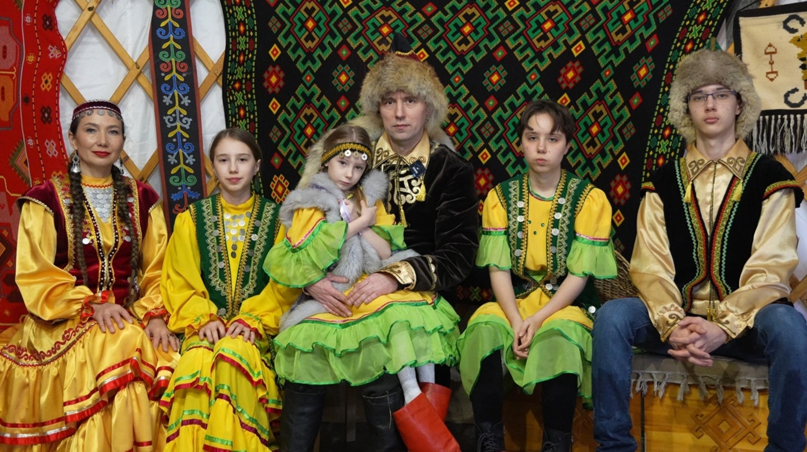 Еңеү менән ҡайтһындар!