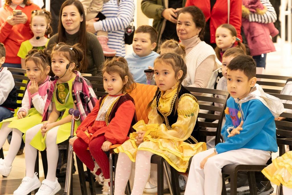 “Мега» сауҙа үҙәгендә - Башҡорт теле көнө!   14 декабрь Башҡорт теле көнө уңайын