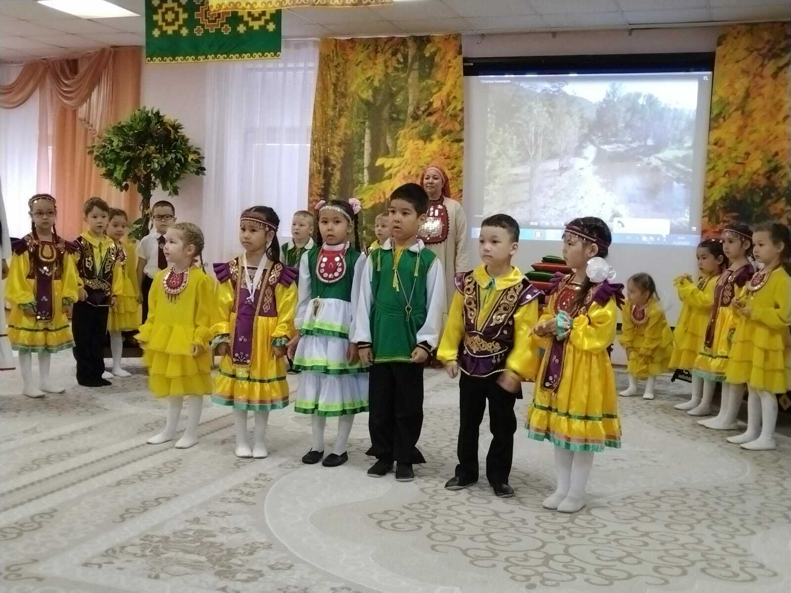 Милли үҙаң һәм тәрбиә: тәрбиәселәр белем камиллаштыра