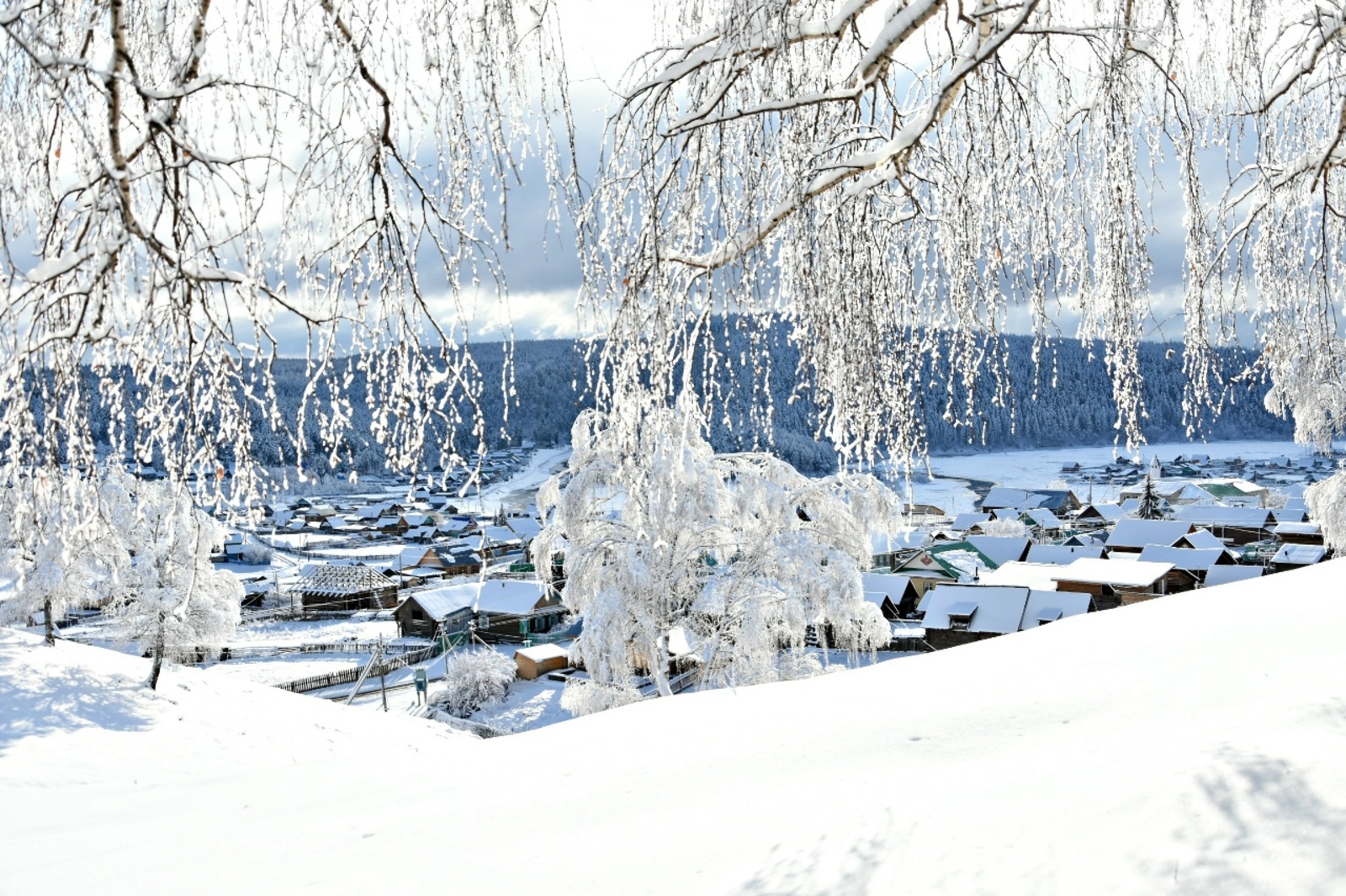 КӨН ТОРОШОНА БӘЙЛЕ ТЕЛӘКТӘР